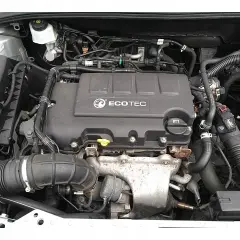 Silnik Opel Mokka 1.4 Turbo z napisem ECOTEC.