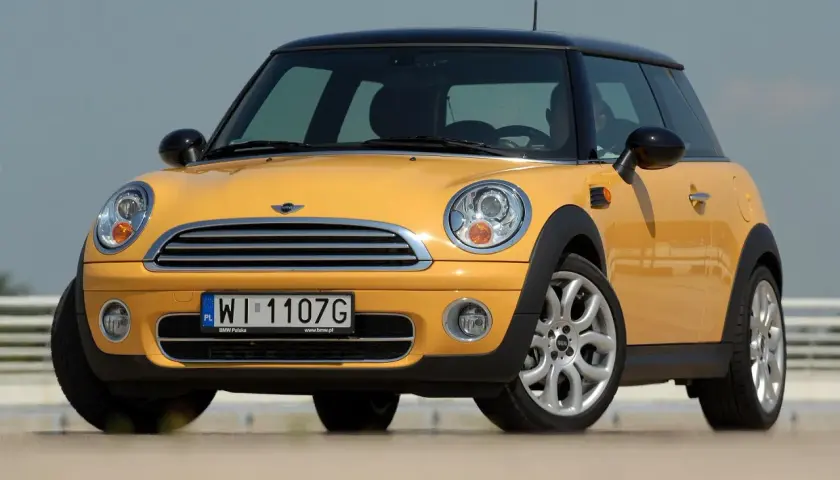 Pojemność baku w MINI Cooper R56 – co musisz wiedzieć przed zakupem