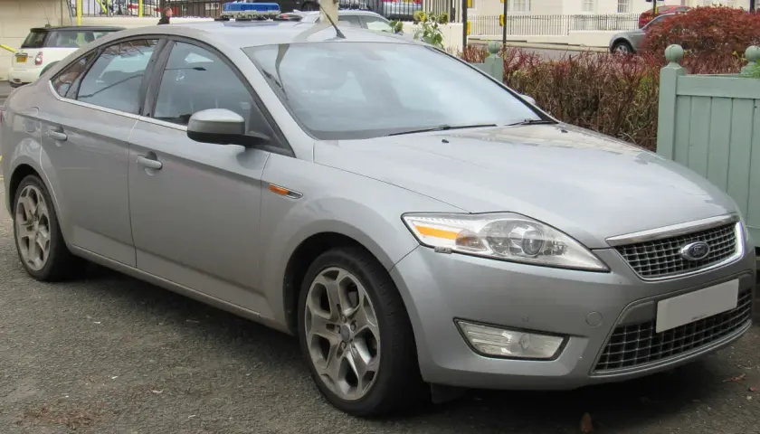 Pojemność baku Ford Mondeo MK4 – ile litrów naprawdę zmieści?