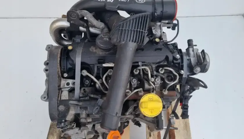 Silnik 1.5 dCi K9K 808, idealny do Renault Kangoo 2. Gotowy do montażu, zapewni moc i niezawodność.
